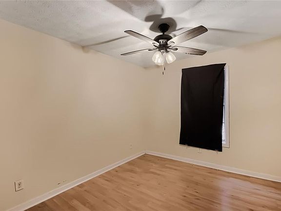 4th image of 1789 Whitehall Forest Ct SE