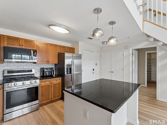 5th image of 35 West Broad Street #413