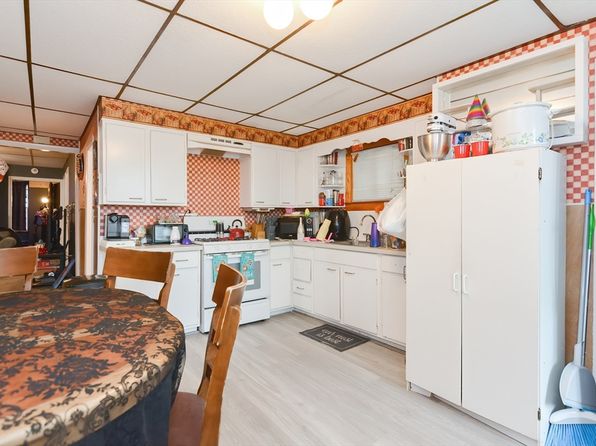 boston-massachusetts-59121008 picture