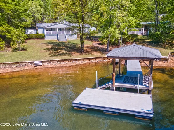 44 Hickory Dr, Dadeville, AL 36853