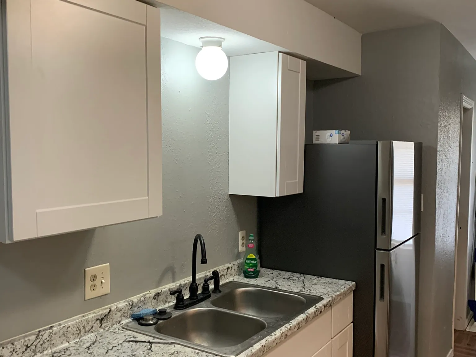 2 bed, 2.5 bath, 1114 sqft, $1,050 — Photo 4