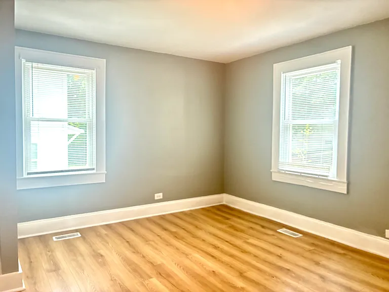 416 Mint St — Photo 13