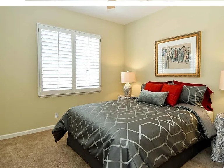 1162 S Chanterella Dr — Photo 18