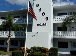 8101 113th St APT 305, Seminole, FL 33772