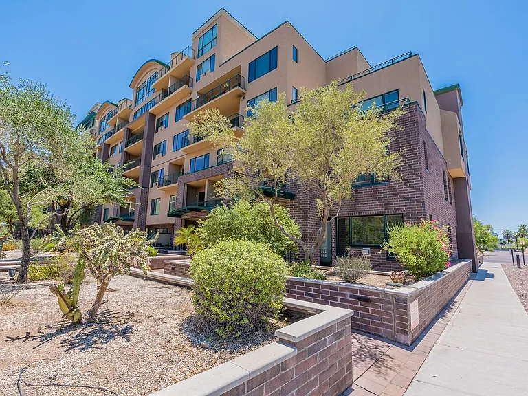 16 W Encanto Blvd #130 — Photo 41