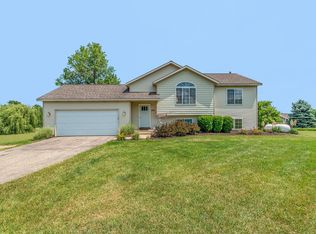 397 129th Ave, Wayland, MI 49348