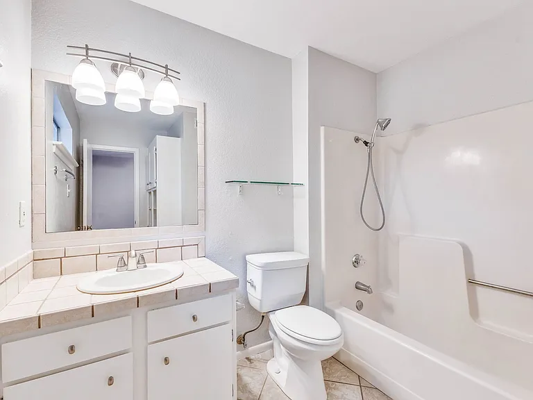 2104 Cullen Ave #207 — Photo 14