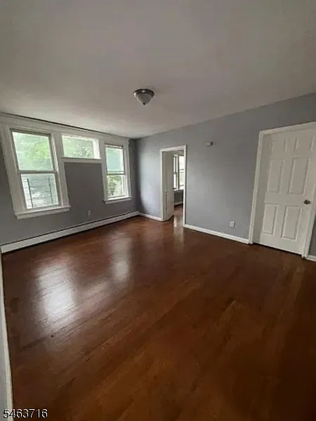 4 bed, 1.0 bath, $2,300 — Photo 3