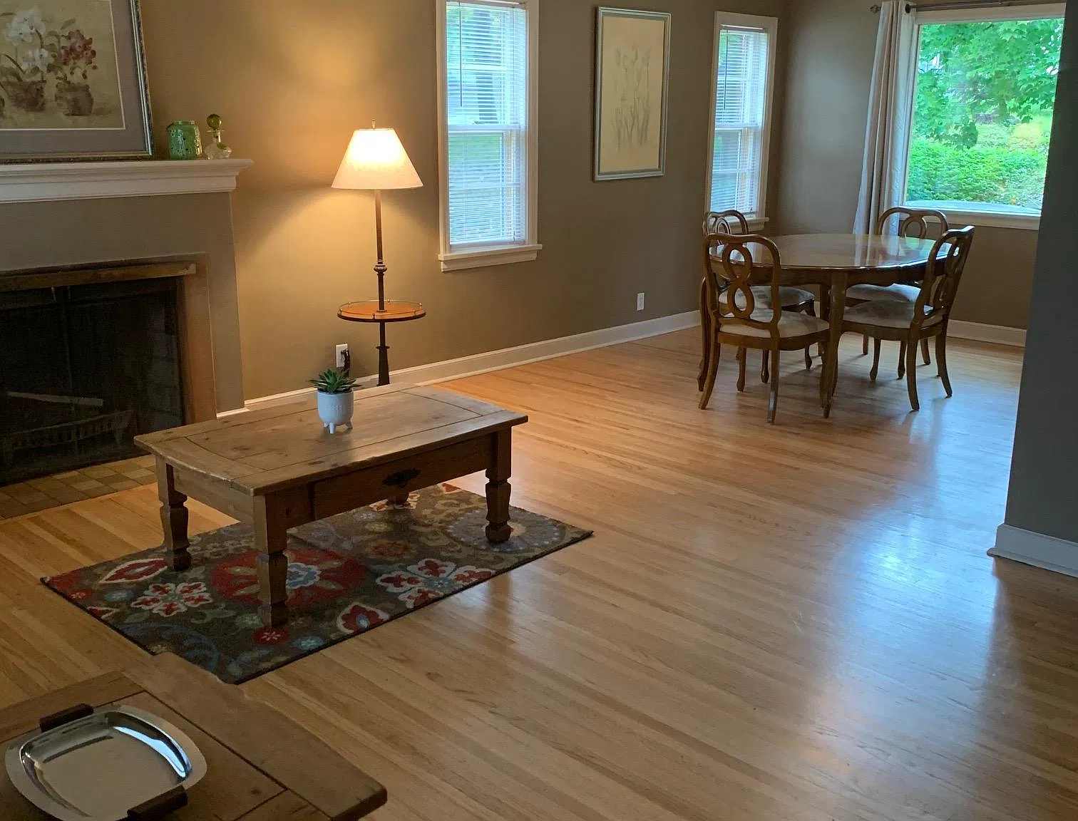 409 W Arrowhead Rd — Photo 3