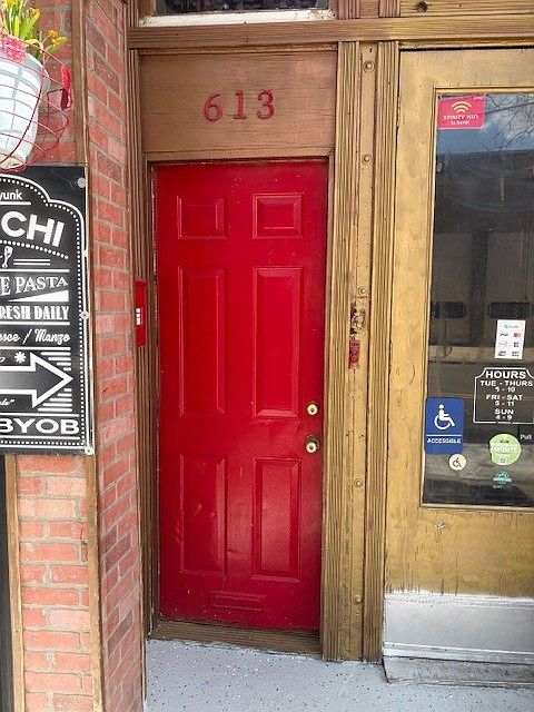 1st image of 613 E Passyunk Ave Floor 2