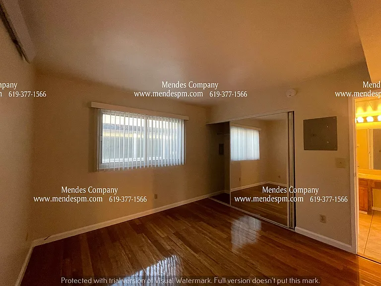 2238 Famosa Blvd #12 — Photo 9