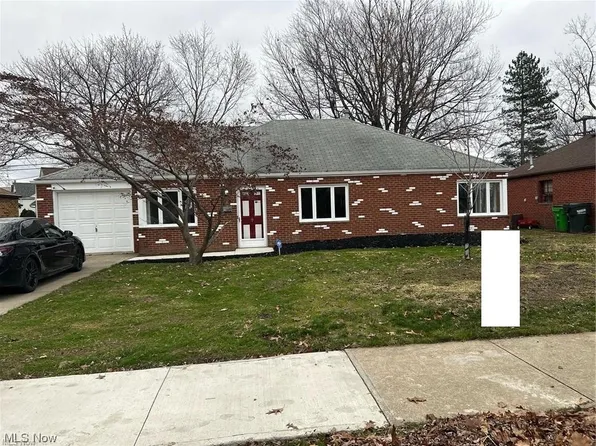 671 Walnut Dr, Euclid, OH 44132