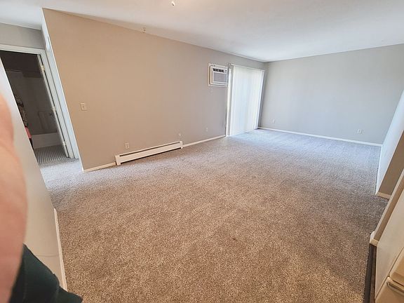 3rd image of 761 E Anamosa St #2349