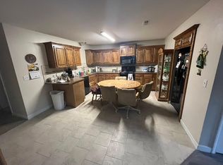 913 W Gay St #A, Warrensburg, MO 64093