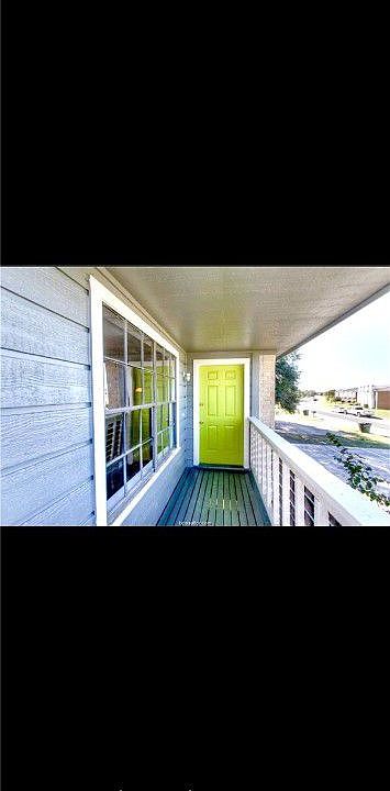 1st image of 806 Navarro Dr APT D