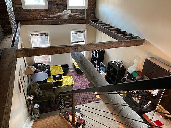 5th image of 24 E 14th St #33