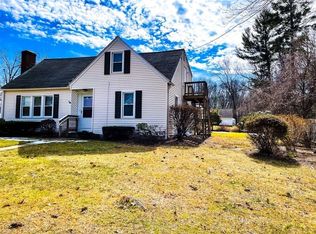 15 Westernview Dr, East Longmeadow, MA 01028