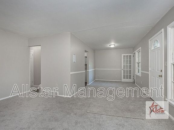 3rd image of 8958 Woodridge Ln