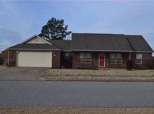 203 Cherry St, Pea Ridge, AR 72751