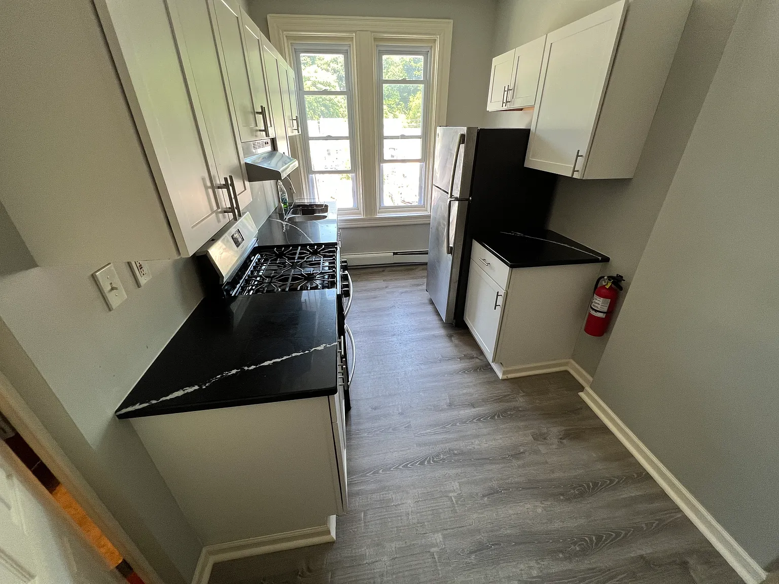 1 bed, 600 sqft, $1,150 — Photo 3