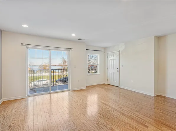 122-22 Powell Cove Boulevard image 9 of 18