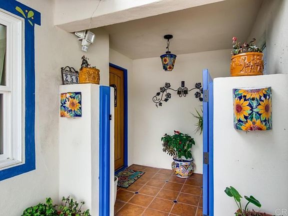 3rd image of 250 Hacienda Dr