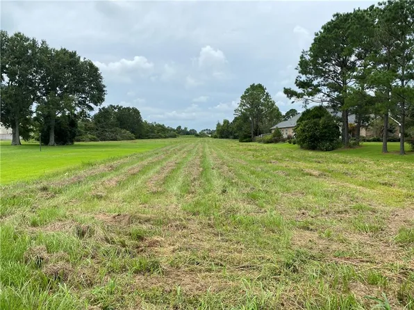 7825 River Rd, Westwego, LA 70094