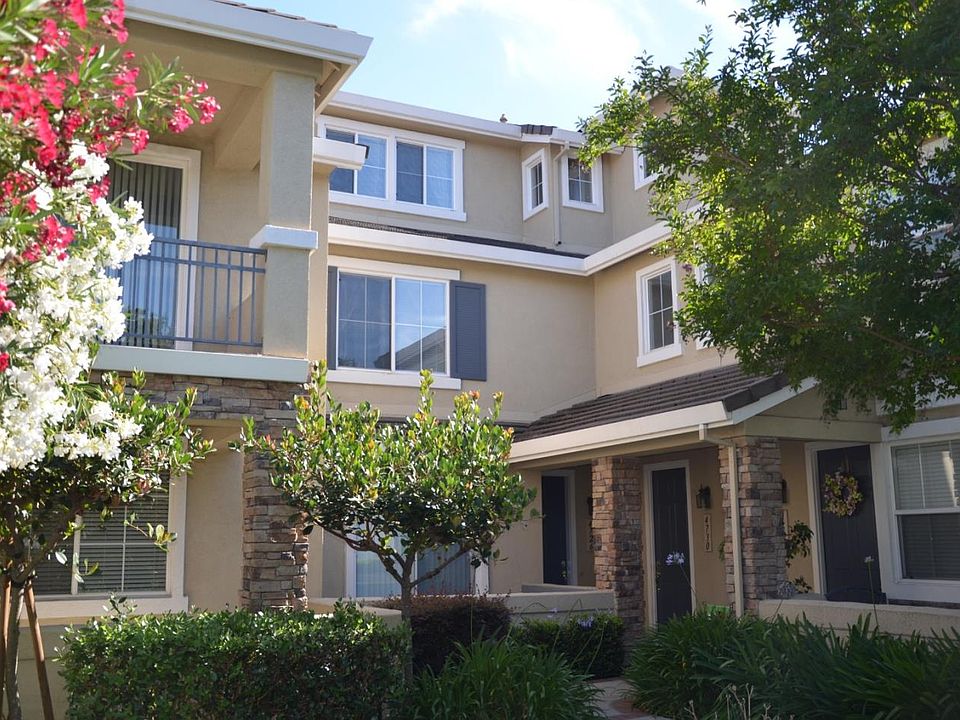 1st image of 4726 Sandyford Ct