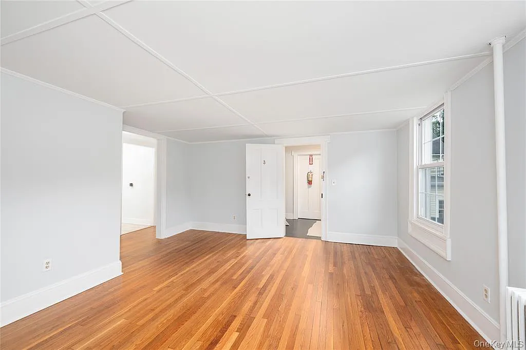 1 bed, 800 sqft, $2,500 — Photo 3