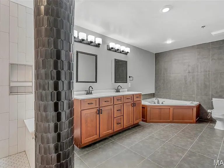 4901 Washington Blvd #4B — Photo 17