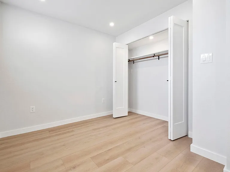 445 Cypress Dr #8 — Photo 9