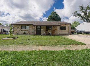 97 Crestwood Dr, Mooresville, IN 46158