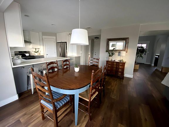 5th image of 24 N Kintail St