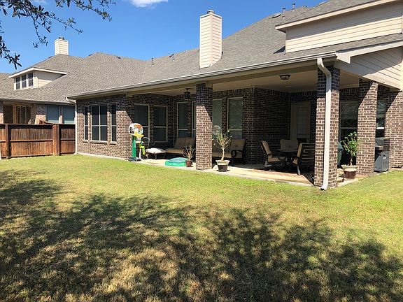 2nd image of 9348 Blanco Dr