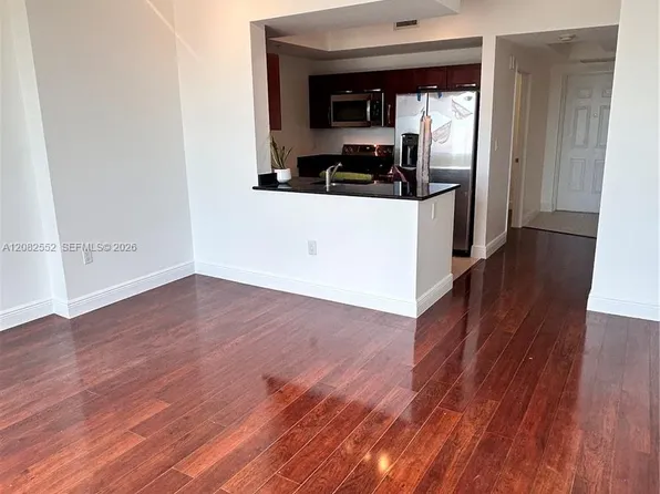 7275 SW 90th Way, Miami, FL