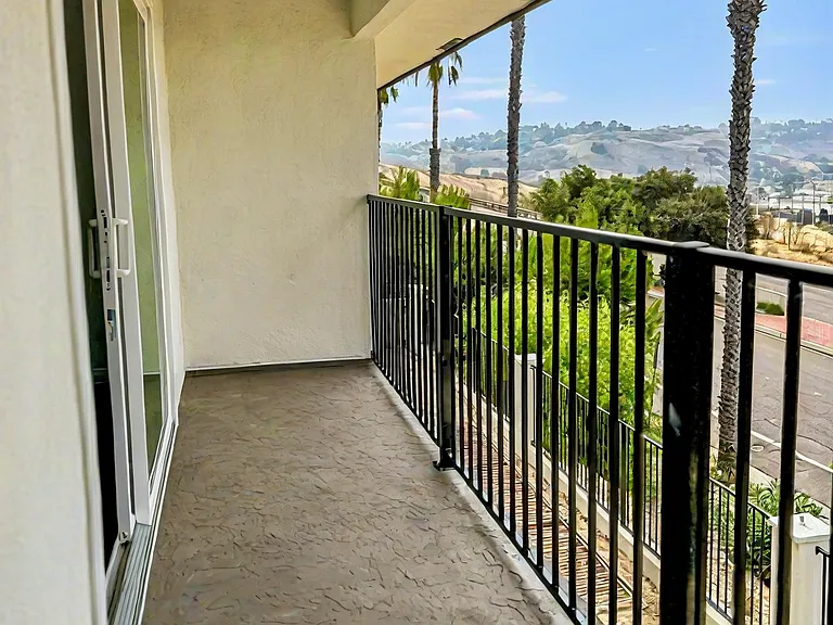 340 S El Camino Real #B — Photo 9