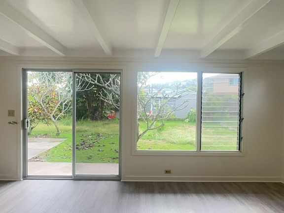 4th image of 967 Holoholo St