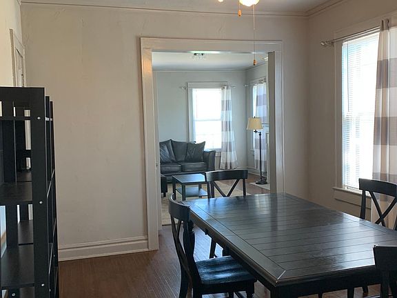 Large dining room, can be used as a study