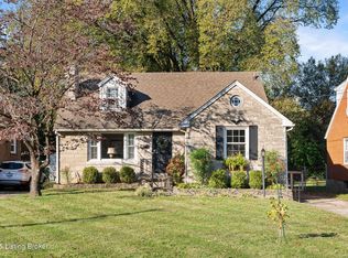 112 Holley Rd, Lyndon, KY 40222