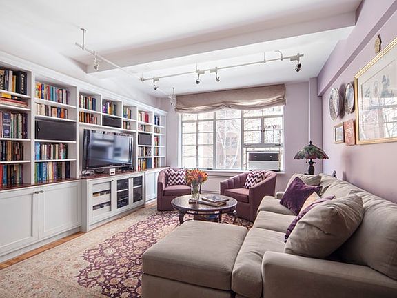 2nd image of 315 W End Ave