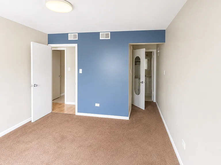 9450 Greenbriar Dr #2C3 — Photo 5