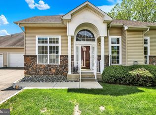 102 Schindler Dr N, Monmouth Junction, NJ 08852