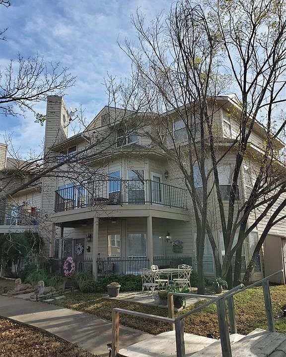1st image of 2116 Tanglewood Blvd #2010B