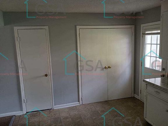 2nd image of 180 Pine Creek Court Ext