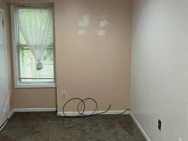 24 Franklin Pl #B — Photo 27