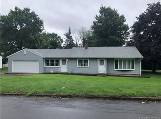 43 Lynn Dr, Wallingford, CT 06492