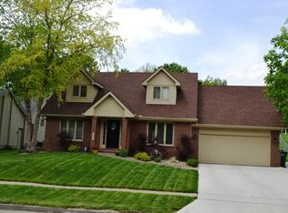 4706 66th St, Urbandale, IA 50322
