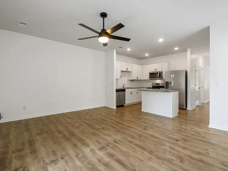 610 Clifford Hts — Photo 13