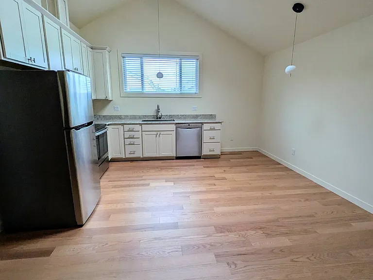 125 Dake Ave #A — Photo 6