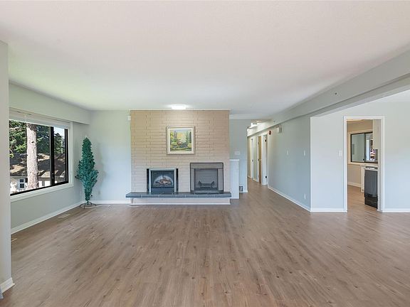 4th image of 5831 Hammond Bay Rd